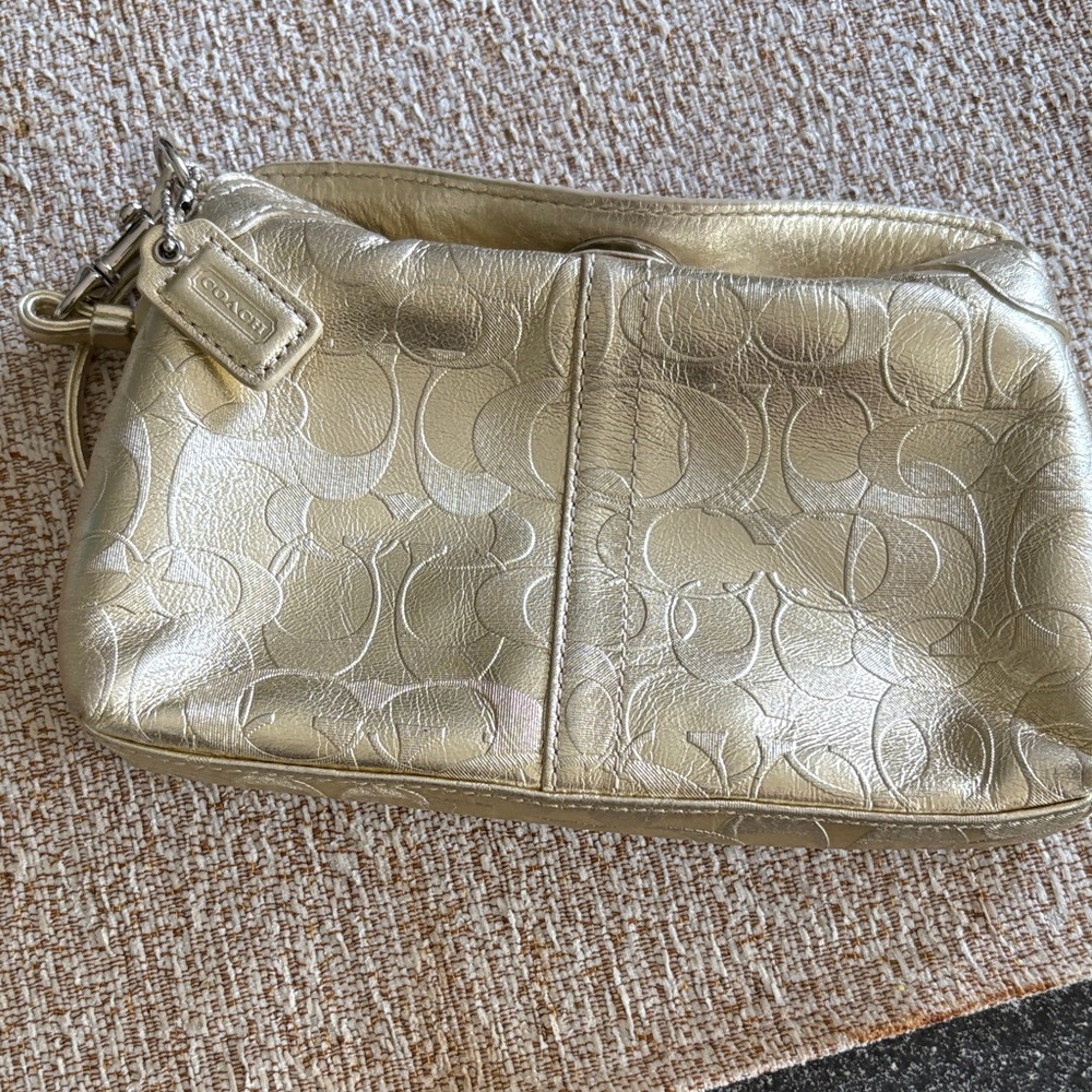 Coach Wristlet Bundle - Picture 15 of 15